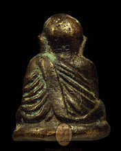 Load image into Gallery viewer, Roon Fah KhamRon 2534 - MKCamulet