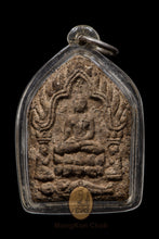 Load image into Gallery viewer, Khun Paen Bucha Kru 2549 (Neur Wan Dok Thong) - MKCamulet