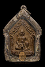 Load image into Gallery viewer, Khun Paen Phisawat Roon Raeng Lang Yinku - MKCamulet