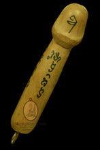 Load image into Gallery viewer, Palakkit Luang Pu Yid 253x - MKCamulet