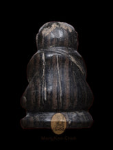 Load image into Gallery viewer, Phra Pidta Mai Ngiu Dum 252x - MKCamulet