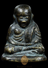 Load image into Gallery viewer, Luang Phor Ngern 2536 Roon Wat Dai Lang - MKCamulet