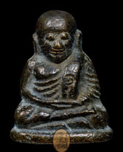 Load image into Gallery viewer, Roon Fah KhamRon 2534 - MKCamulet