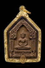 Load image into Gallery viewer, Renowned Khun Paen Maroom Matoom - MKCamulet