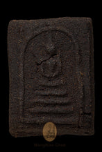 Load image into Gallery viewer, Somdej Yā Jindamanee - MKCamulet