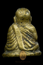 Load image into Gallery viewer, Roon Fah KhamRon 2534 (Phim Yai Niyom) - MKCamulet