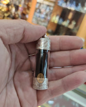 Load image into Gallery viewer, Gumanthong Num Mun Prai 2539 - MKCamulet