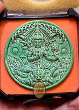 Load image into Gallery viewer, Ong Phor Jàtukam Ramathep 2550 - MKCamulet