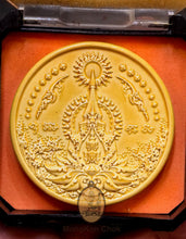 Load image into Gallery viewer, Ong Phor Jàtukam Ramathep 2550 - MKCamulet