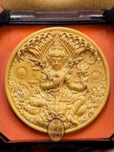 Load image into Gallery viewer, Ong Phor Jàtukam Ramathep 2550 - MKCamulet