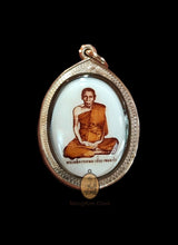 Load image into Gallery viewer, Locket Roon Phisek 2551 (Special Batch) - MKCamulet