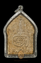 Load image into Gallery viewer, Khun Paen Prai 59 2543 (Rare White)