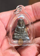 Load image into Gallery viewer, Roon Fah KhamRon 2534 - MKCamulet