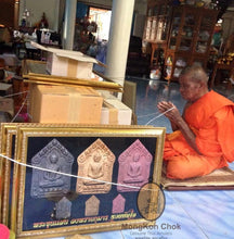 Load image into Gallery viewer, Khun Paen Prai Guman Ruai Tanh Jai 2553 - MKCamulet