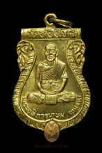 Load image into Gallery viewer, Rian Phra Pudthamon 2535 - MKCamulet