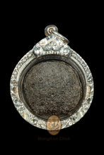 Load image into Gallery viewer, LookOm Petchakrub 2530 - MKCamulet