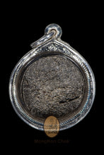 Load image into Gallery viewer, LookOm Petchakrub 2543 - MKCamulet