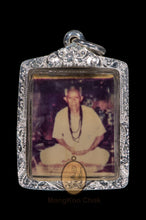 Load image into Gallery viewer, Rooptai Lang Fang "Mai Gai Kook" - MKCamulet