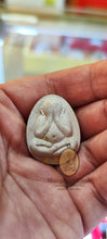Load image into Gallery viewer, Phra Pidta Yant Trinìsinghey - MKCamulet