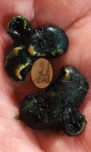 Load image into Gallery viewer, Look Krob Thewarit 2541 - MKCamulet