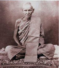 Load image into Gallery viewer, Mae Nang Kwak Lang Phra Pidta 248x - MKCamulet
